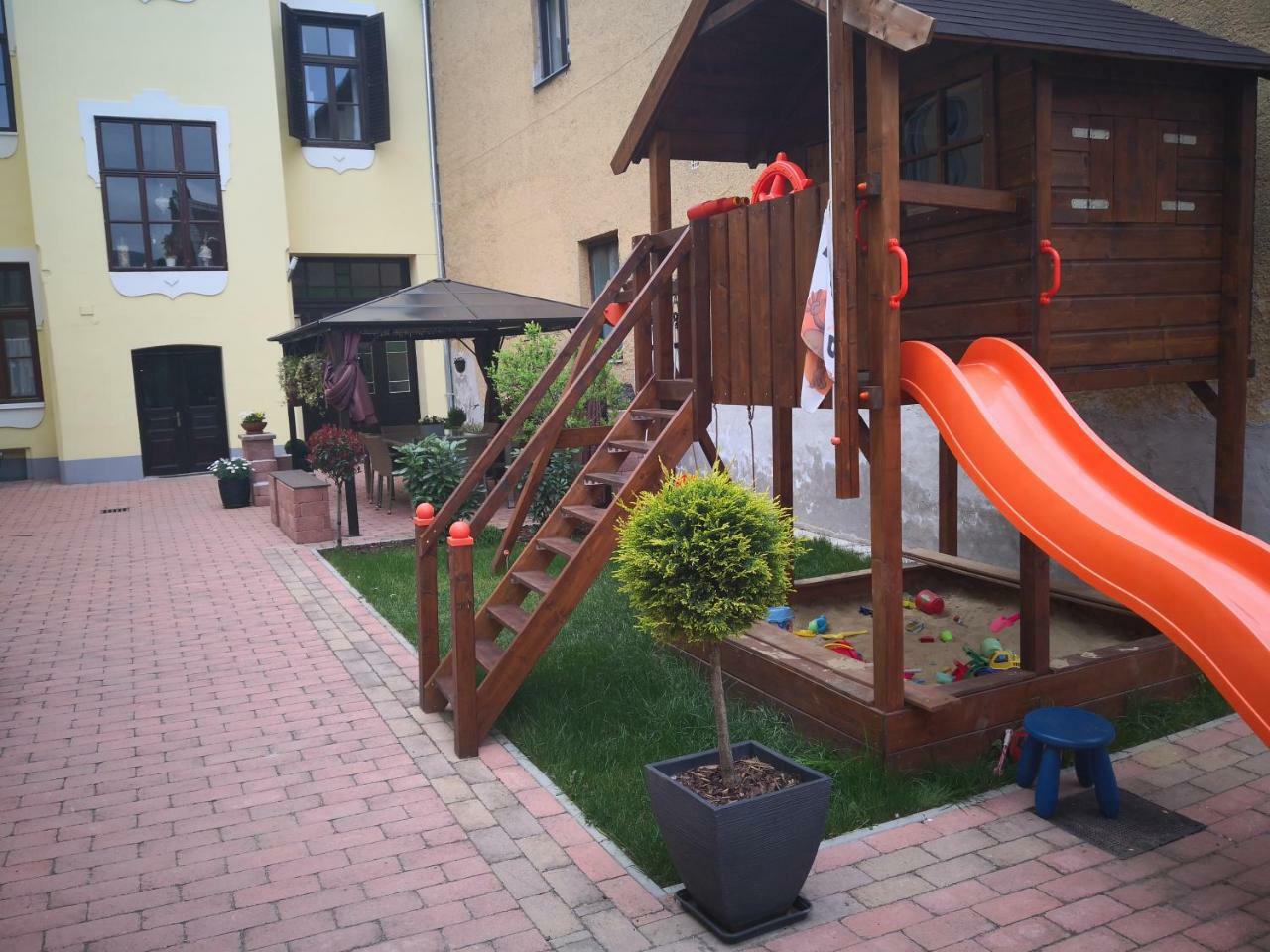 Korzo Apartman Koszeg Ngoại thất bức ảnh