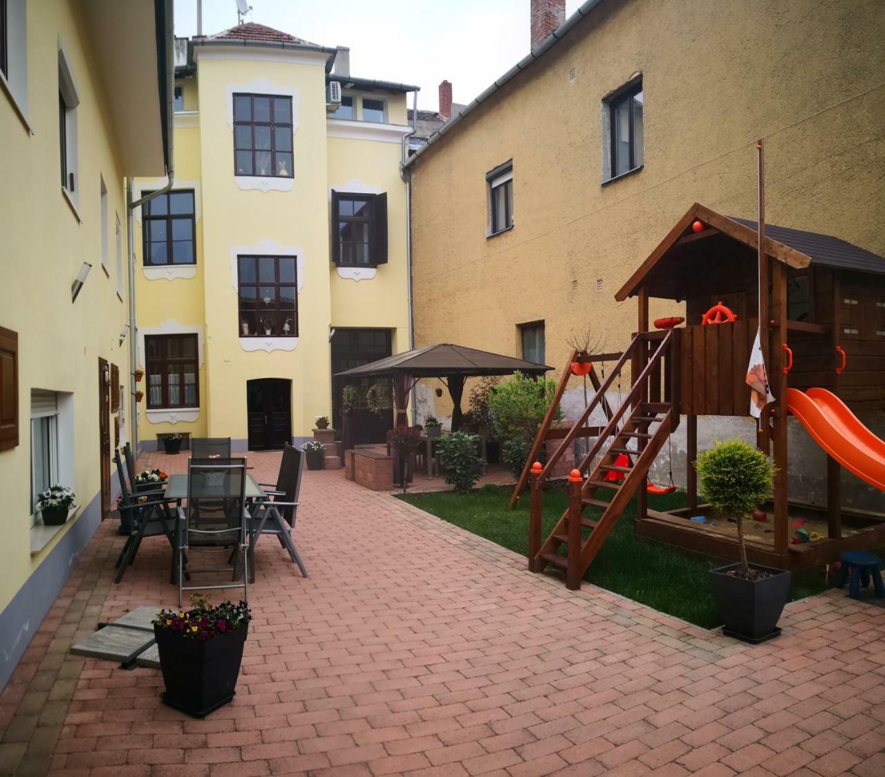 Korzo Apartman Koszeg Ngoại thất bức ảnh